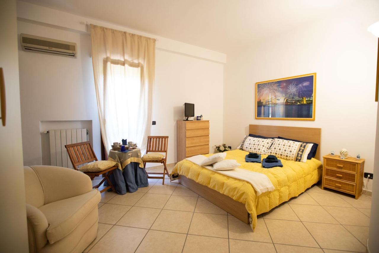 Anfol Hotell Bari Exteriör bild